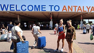Antalya'da turizm sektörü mutlu, alt sektörler kan ağlıyor
