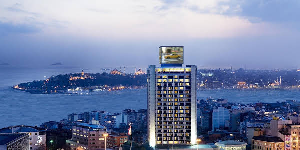 Kriz fırsatçıları İstanbul'da otel avında