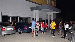 Borcundan dolayı elektriği kesilen otelde tatilciler ortada kaldı, işletme sahibi ortada yok!