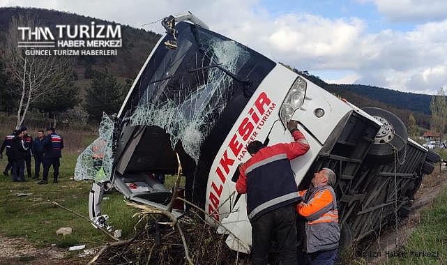 Yolcu otobüsü devrildi! Çok sayıda yaralı var