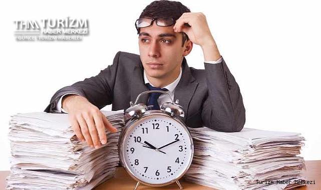 Yargıtay'dan tüm çalışanları ilgilendiren fazla mesai kararı!