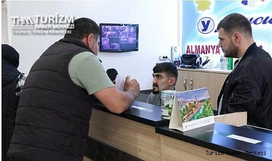 1970'li yıllara döndük! Yurt dışına gidecekler otobüsü tercih etmeye başladı