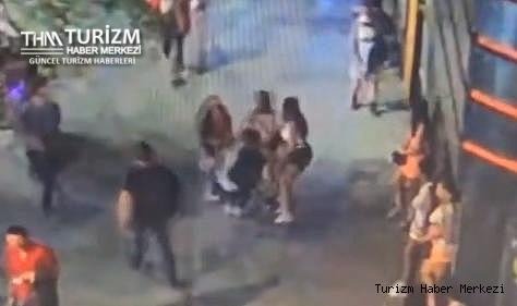 3 kadın sokak ortasında İngiliz erkek turiste saldırıp gasp etti!