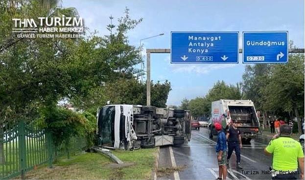 Antalya'da yine otel personel servisi kazası! Çok sayıda yaralı var
