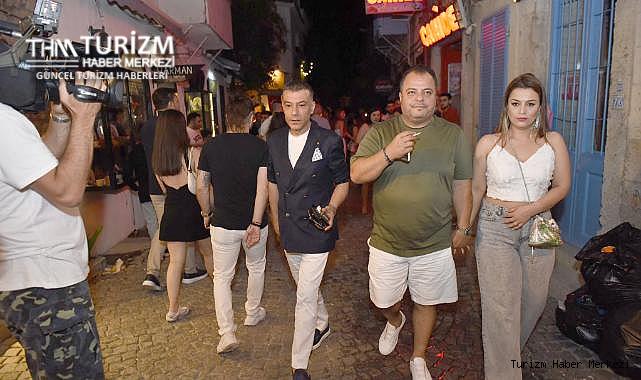 Ünlü playboy Yunus Deniz Alaçatı gecelerinde görüntülendi!