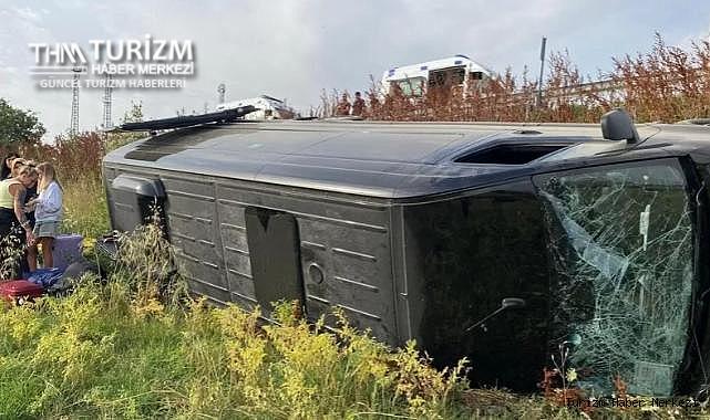 Bir tur minibüsü kazası daha! Çok sayıda yaralı var