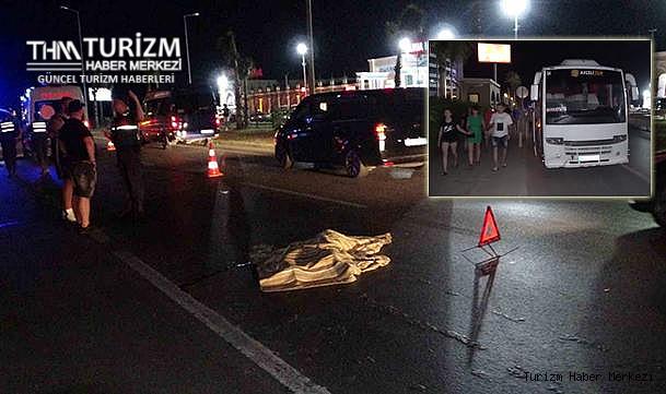 Katliam gibi kaza! Antalya'da tur midibüsü turistlerin arasına daldı