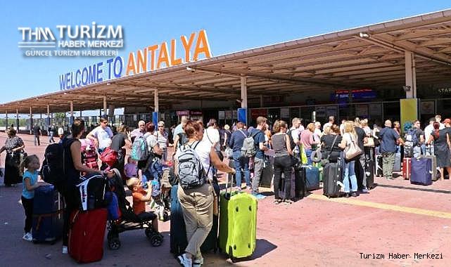 Turizmcilerin mutsuz olduğu Antalya'da tüm zamanların rekoru kırıldı!