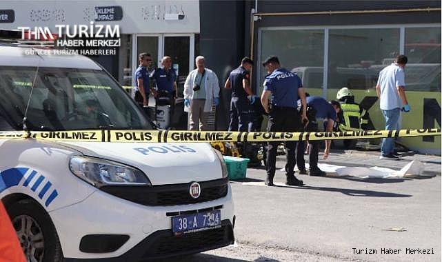 Kaldığı otelin 7'nci katından düşen genç şarkıcının cansız bedeni saatler sonra fark edildi!
