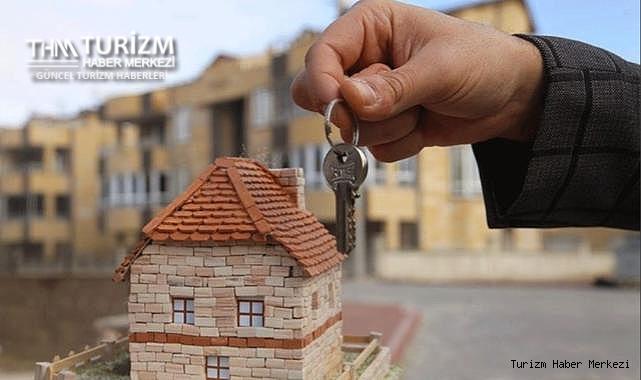 Vatandaş otel fiyatlarından turizmciler villa ve evlerden şikayetçi!