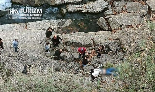 Antalya'da geziye çıkan turist grubu kuyuya düştü! Ölü ve yaralılar var