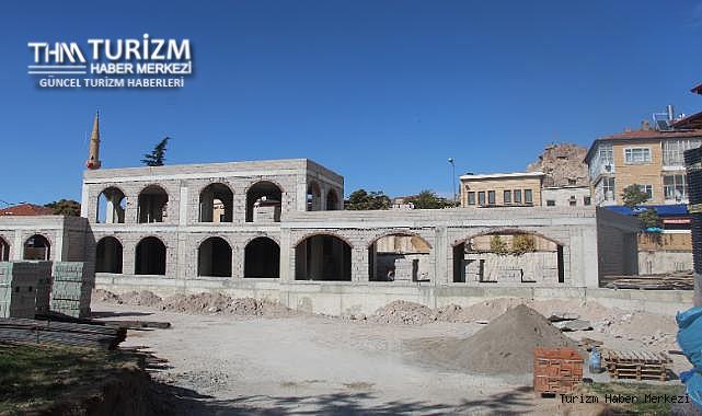 Elindeki oteli kiraya veremeyen belediye yeni otel yapıyor!
