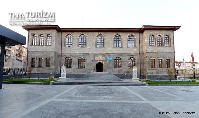 Otele dönüştürülen Öğretmenevi hizmet vermeye başladı