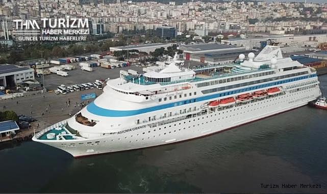 Kente 10 yıl sonra ilk kruvaziyer gemisi geldi!