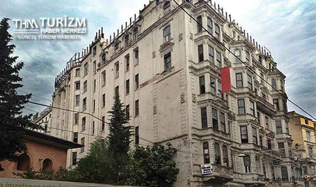 Otel olarak kullanılan İstiklal Caddesi'ndeki tarihi han icradan satışa çıktı!