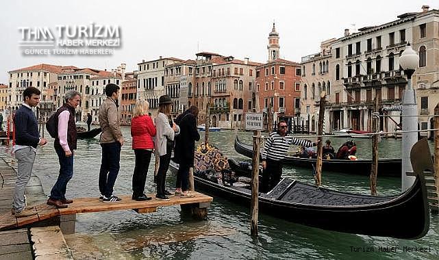 Venedik aşırı turizm ile savaşmaya devam ediyor! Yeni kararlar açıklandı