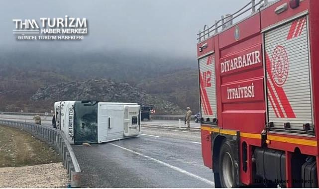 Futbolcuları taşıyan otobüs devrildi! 1'i ağır çok sayıda yaralı var