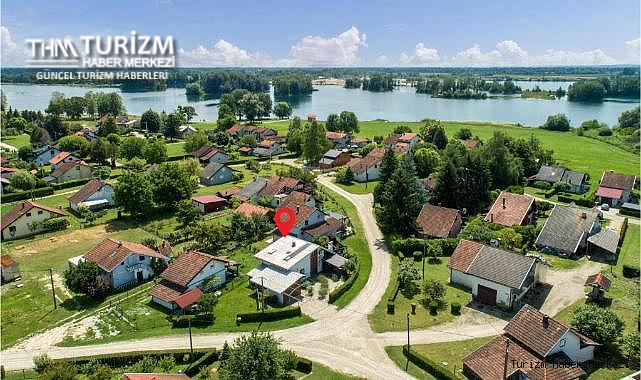Turistik kasabadaki evler sadece 2,15 TL'ye satışa çıktı