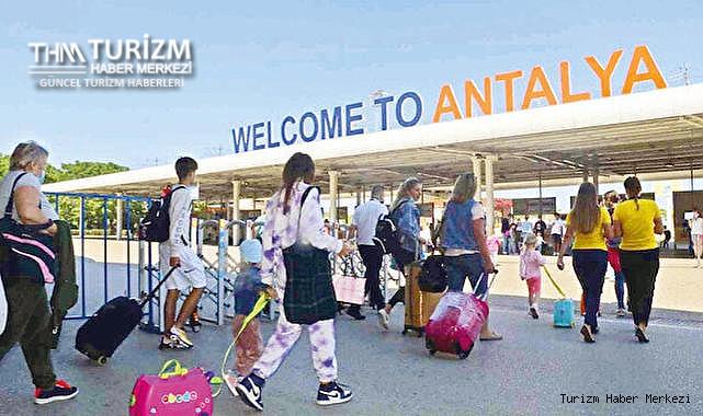 2024 yılında Antalya'ya en çok turist hangi ülkeden gelecek? İşte öngörüler