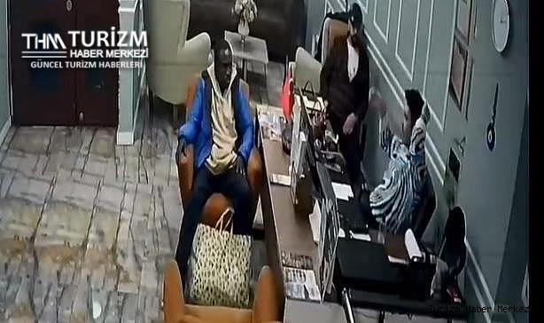 İstanbul'daki otele müşteri gibi gelen Afrikalı bahşiş kutusunu çalıp çalışana bıçak çekti!