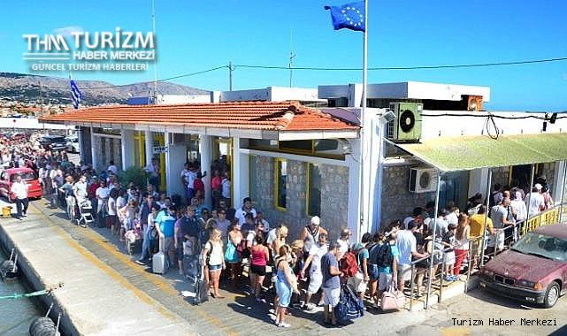 Yunan adalarına kapıda vizede hizmet bedeli şoku!