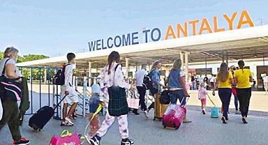 Antalya'da yeni turizm rekoru!