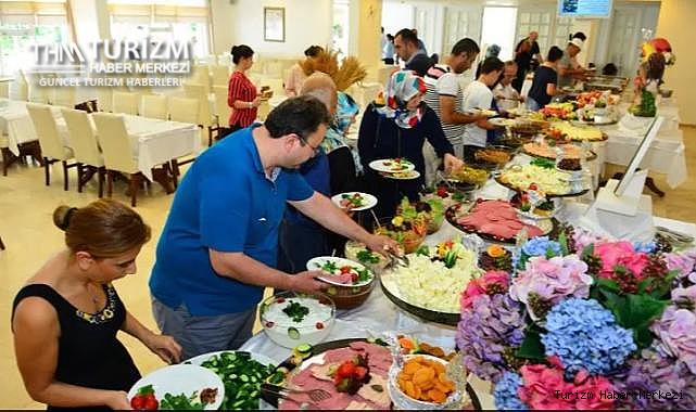 Her şey dahil sistemdeki israf sektörün gündeminde! İsraf mı gereklilik mi?