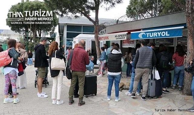Kapıda vize fiyaskosu! Tatilciler Marmaris'te kaldı