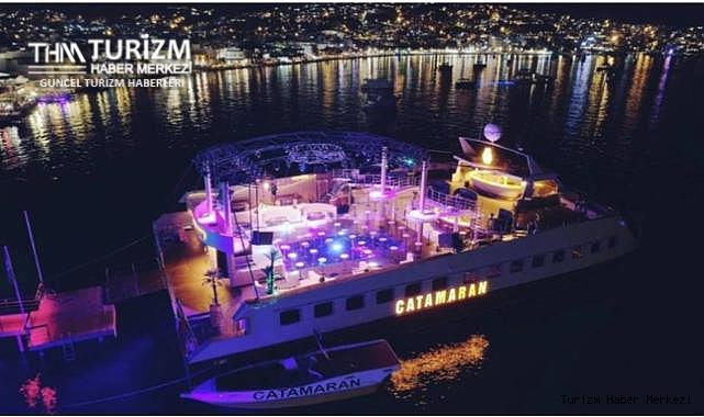 Bodrum'da büyük skandal! Turizm belgesi iptal edilen yüzen diskoda eğlence tam gaz