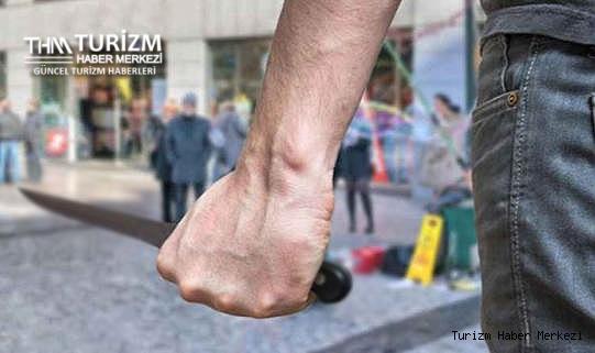 Otelin resepsiyonuna girip bıçakla tehditler savurdu!