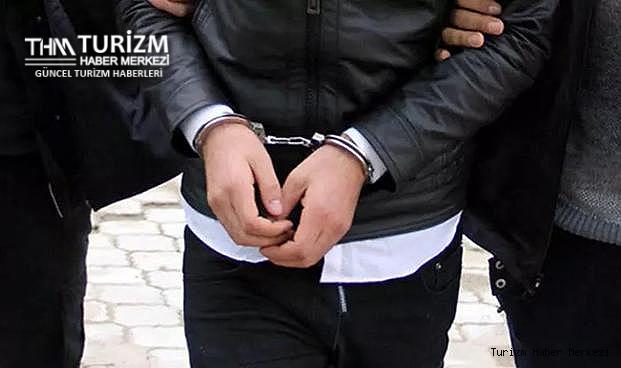 Seyahat acentasının müdüründen tatil vurgunu!