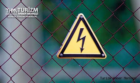 Süs havuzunda elektrik akımına kapılan otel çalışanı öldü! 2 kişi tutuklandı
