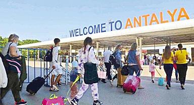 Antalya'ya gelen turist sayısında yeni rekor!