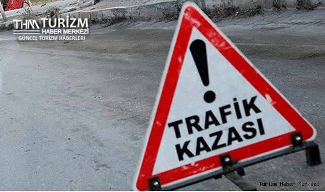 Otel personel otobüsü su tankerine çarptı! Can pazarı yaşandı