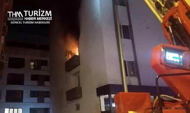 Bağdat Caddesi'ndeki 4 katlı otelde yangın!